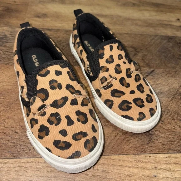 Old Navy Leopard Print Slip-On Sneakers - Picture 1 of 2